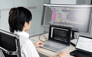 黄骅 ,php声明和调用变量的符号是什么？